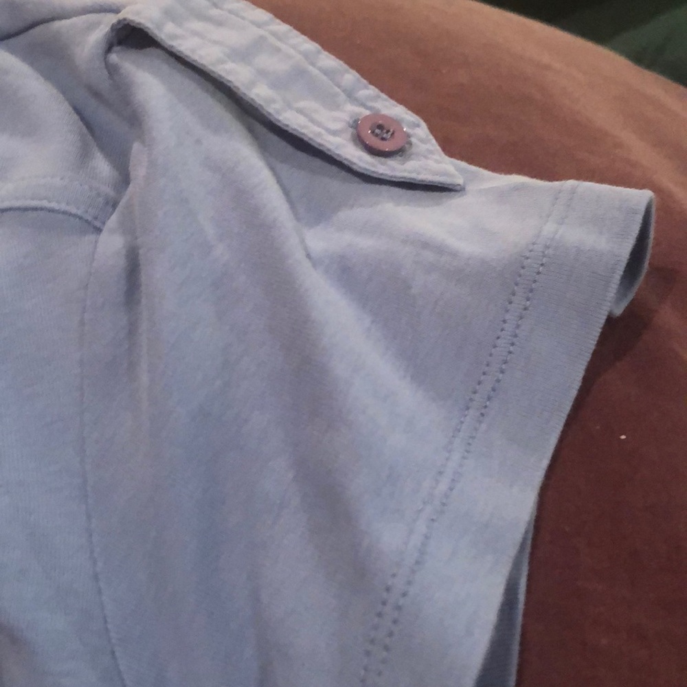 Top - Picture 4 of 4